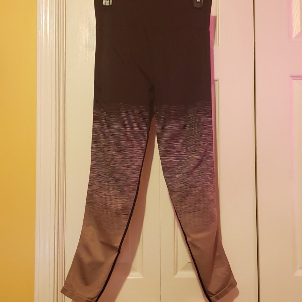 Pink Victoria's Secret Ultimate leggings